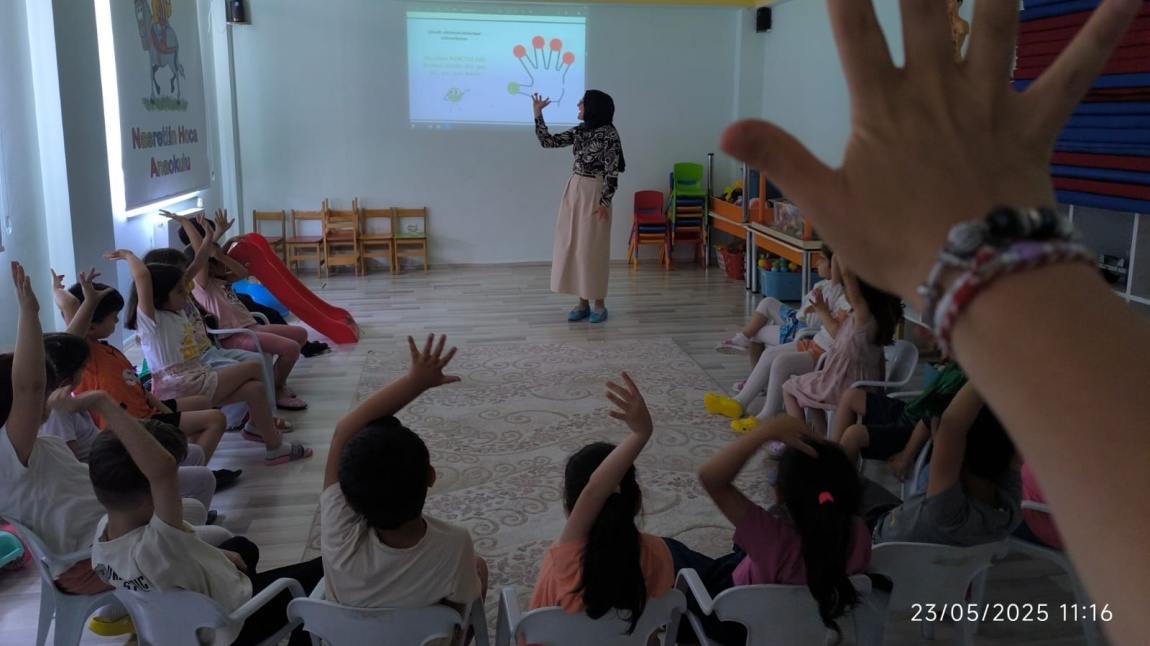ÖFKE VE DUYGULARIMIZIN KONTROLÜ SEMİNERİNDEN KARELER.